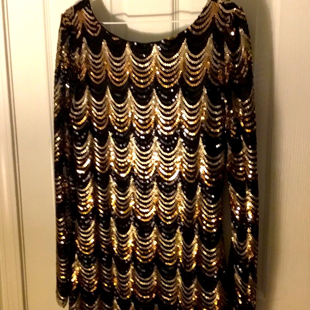 Sequins cocktail dress size L.